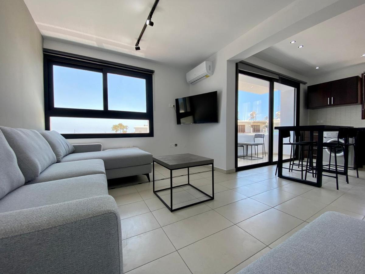 Sea La Vie #1 - Luxury Seaview Apartment Paphos Eksteriør billede